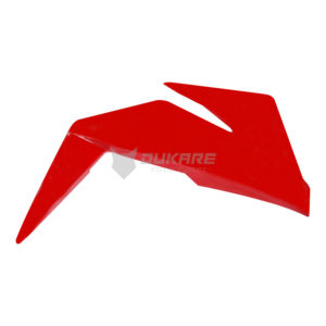 PLASTICO LATERAL DELANTERO DER ROJO