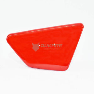 PLASTICO LATERAL DER ROJO