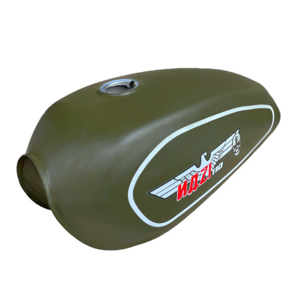 TANQUE DE GASOLINA VERDE